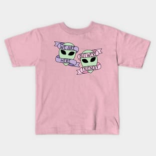 Friendly Aliens Kids T-Shirt